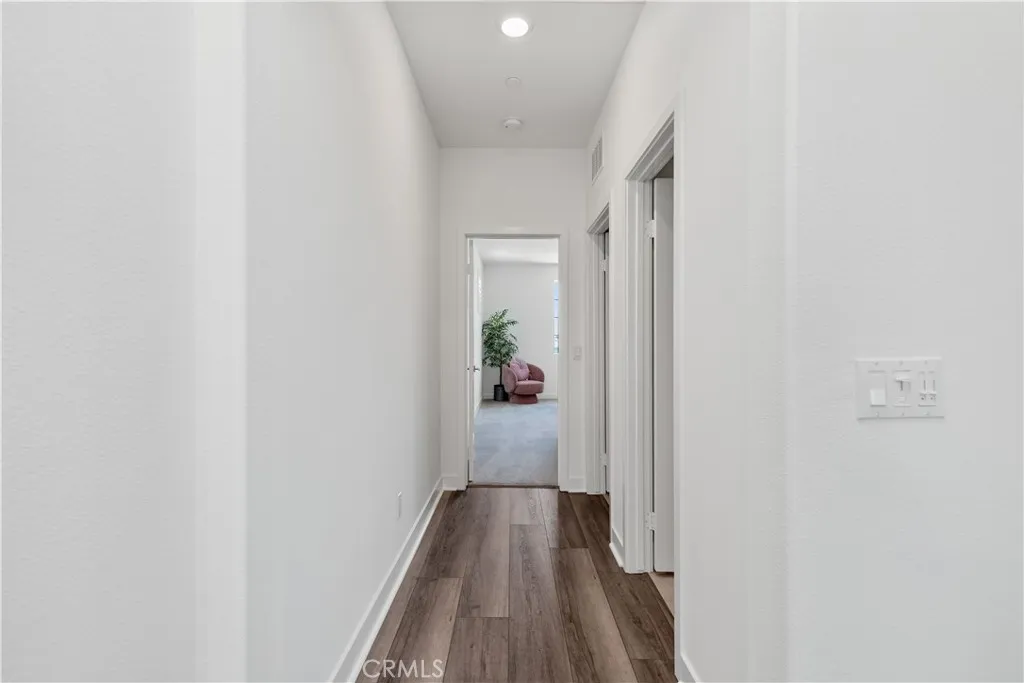 2725 Sierra Bella Drive, Corona, California 92882 home-pic-57